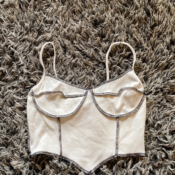 Contrast Stitch Crop Cami Top - Picture 3 of 3